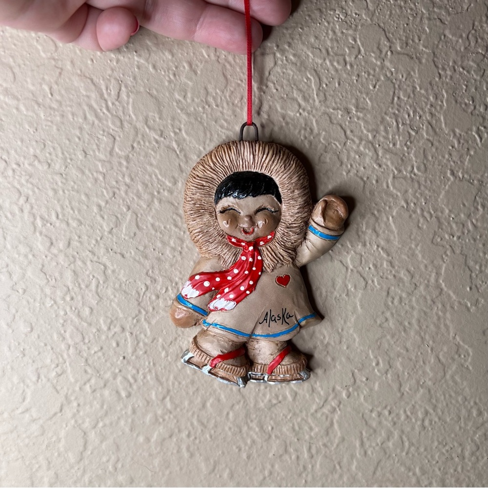Vintage 1993 Eski Moppets Alaskan Girl Ice Skating Christmas Ornament, J. Reid - Picture 7 of 7